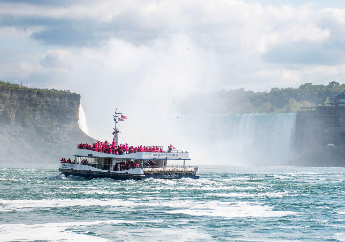 Niagara City Cruises boat experience Niagara City Cruises boat experience